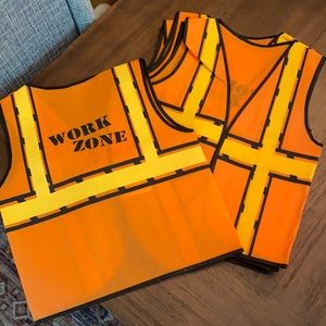 7 construction vests - kids party decor
